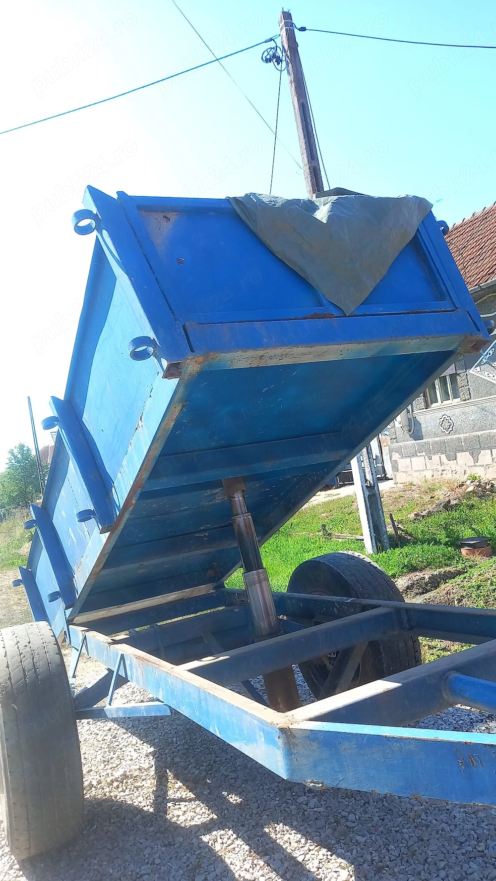 Remorcă monoax! 