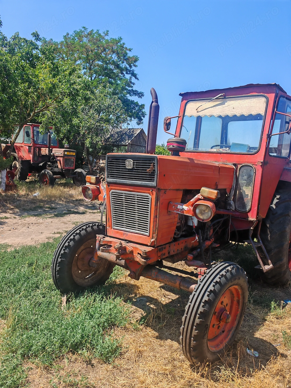 2 Tractoare U650