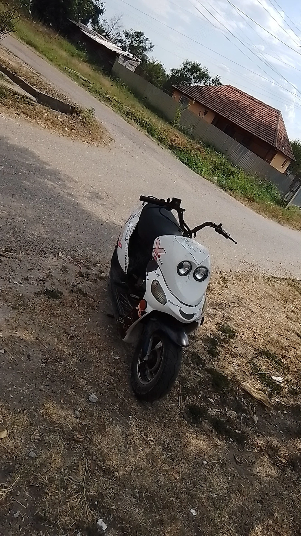Vand scuter sau accept și diverse 
