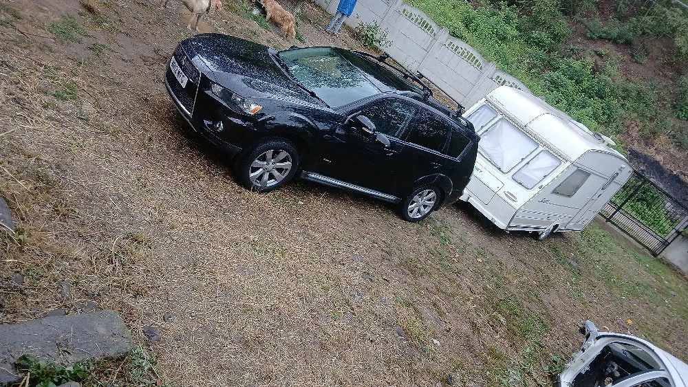 vand rulota cu mitubishi outlander 