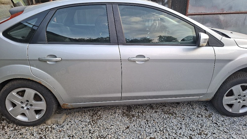 dezmembrez ford focus facelift