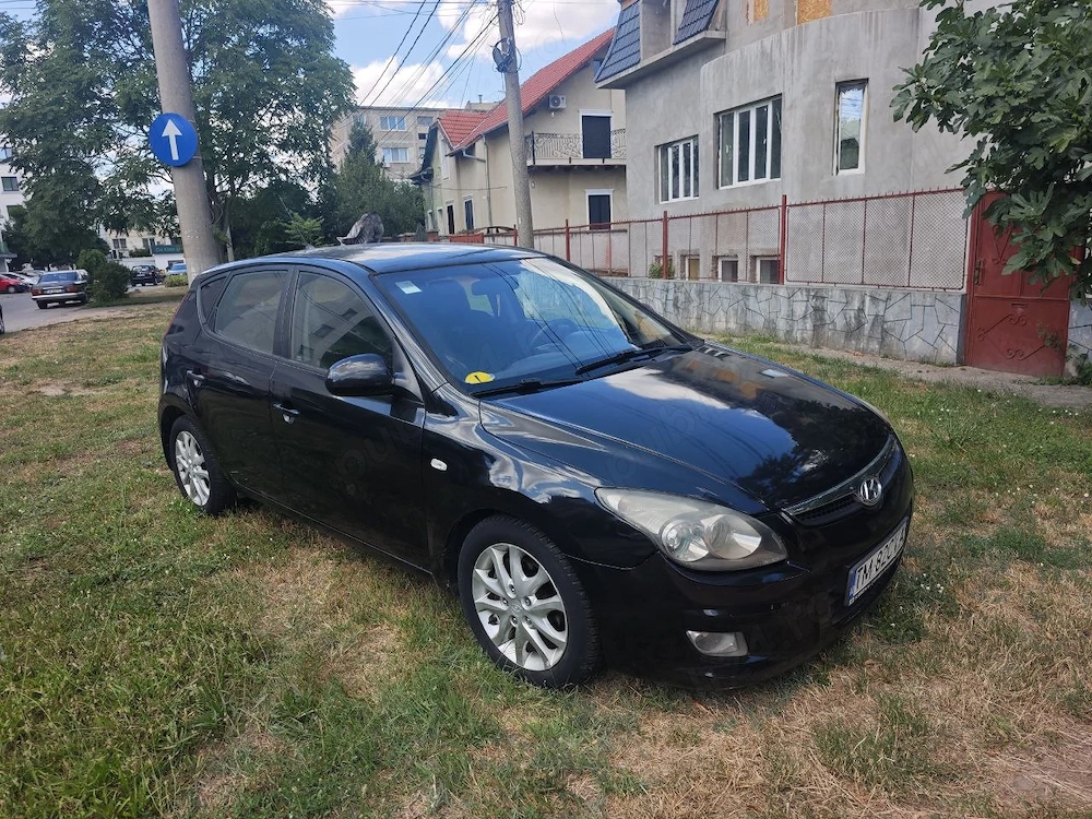  Hyundai i30 1.6 Benzină (122 CP) - An 2  km reali - Foarte îngrijită!