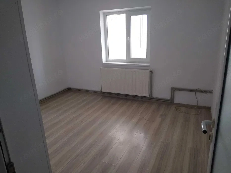 Apartament 2 camere, decomandat, 45mp, Bailesti