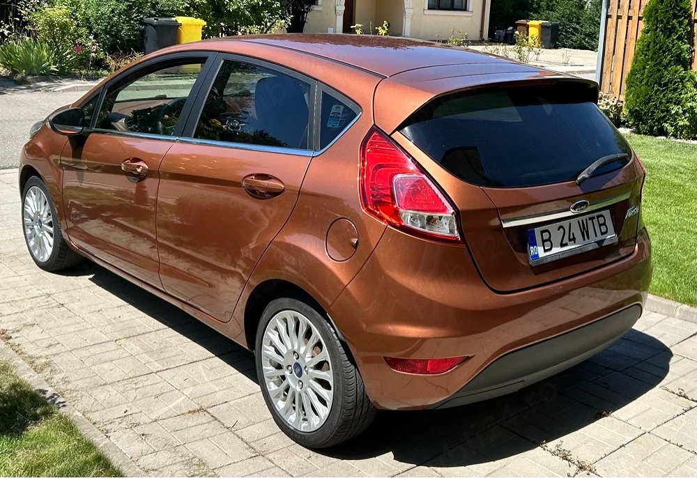 particular vand Ford Fiesta TITANIUM