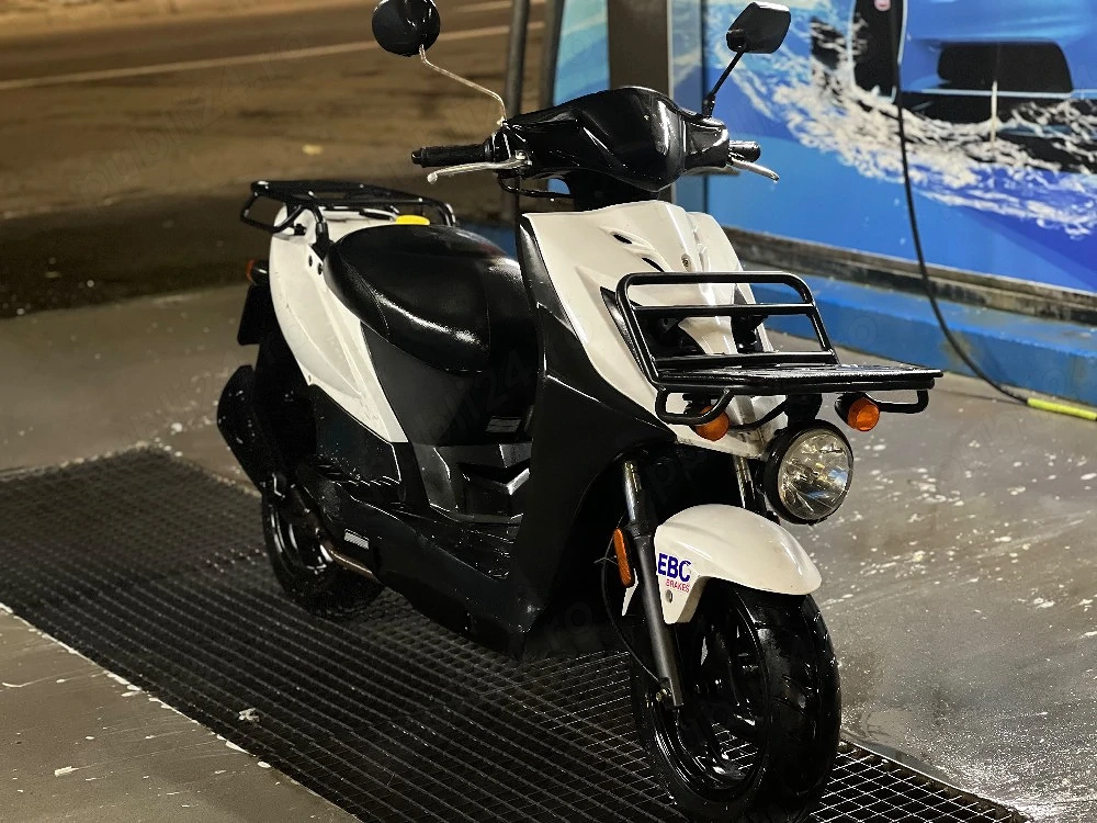 Vând Scuter Kymco Agility Carry 2018   Ideal Livrări   Glovo   Tazz   Stare Foarte Bună