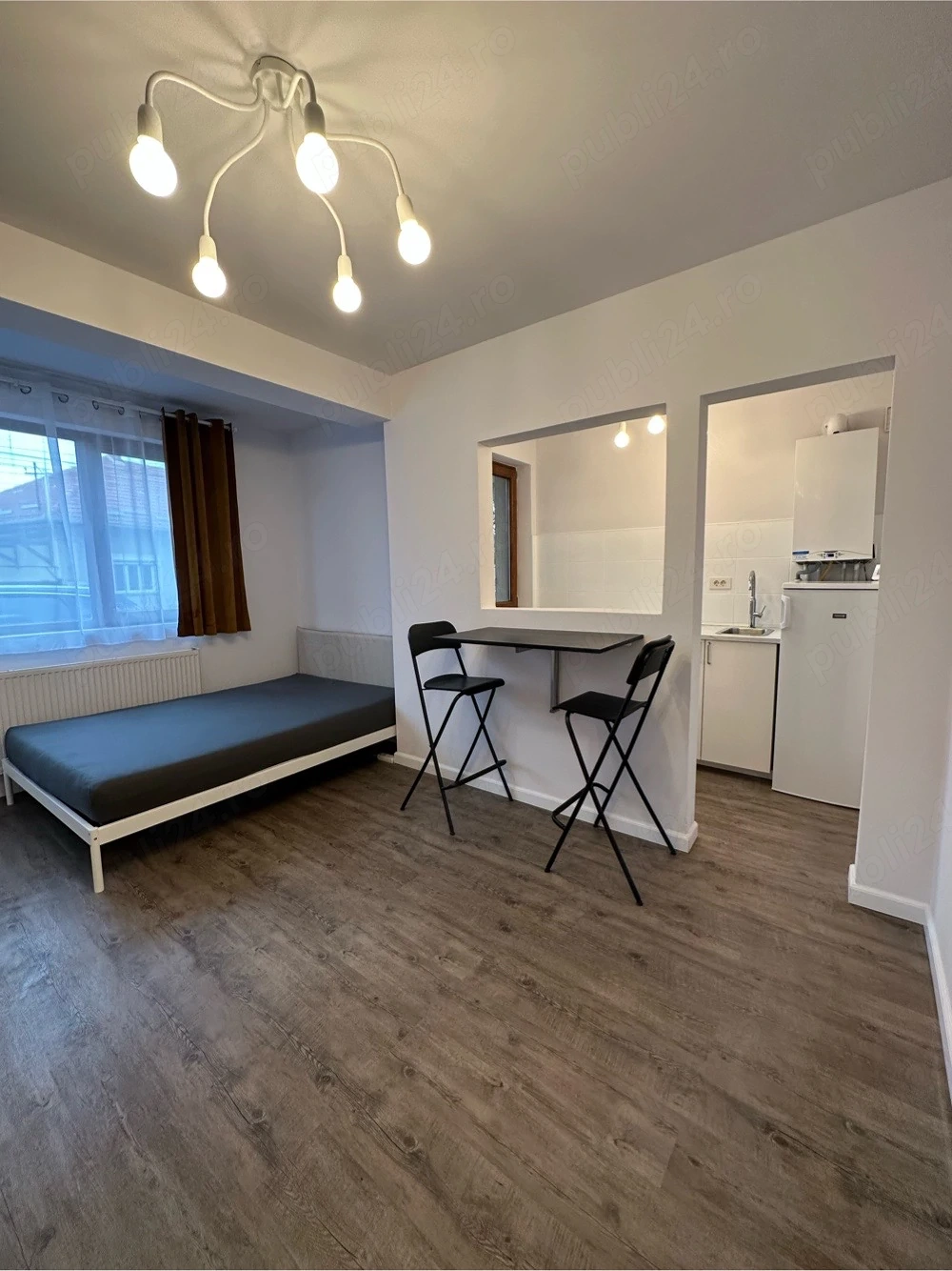 Apartament o camera - centrala proprie