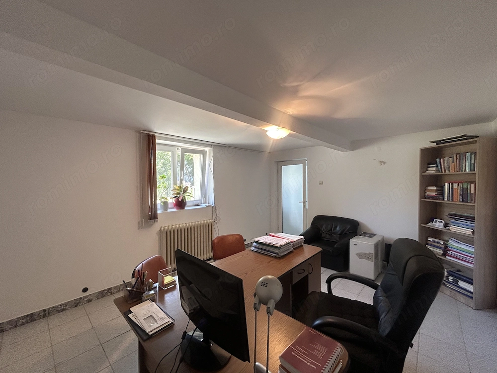 Spatiu Comercial 2 camere central de inchiriat