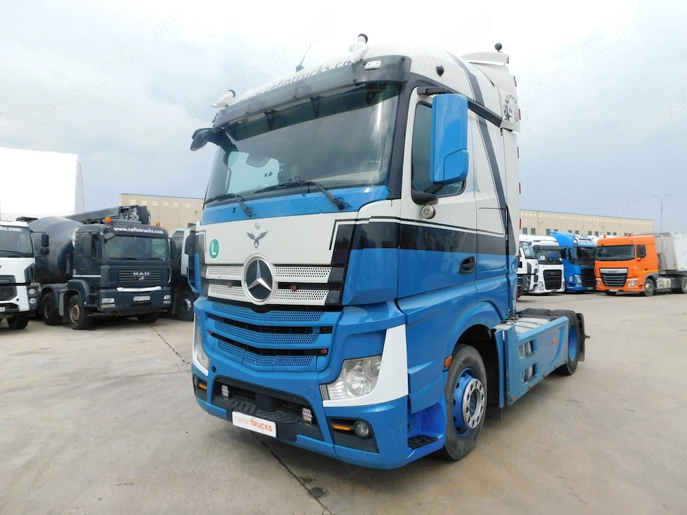 Mercedes Actros