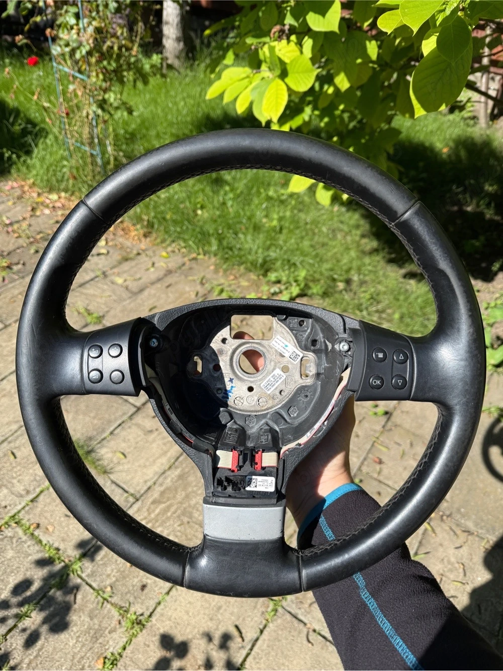 Volan Piele cu Comenzi VW Golf 5 / Passat B6 / Jetta / Touran