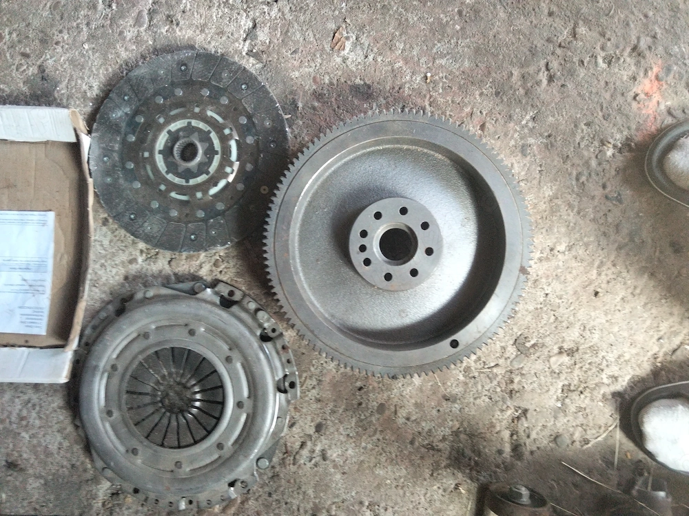 Vând Kit ambreiaj Ford Mondeo IV 2.0.TDCI nou 