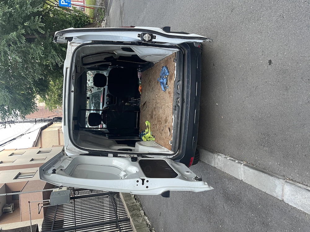 Transport marfă București și Ilfov - mobilă, electrocasnice, materiale, mutări mici.