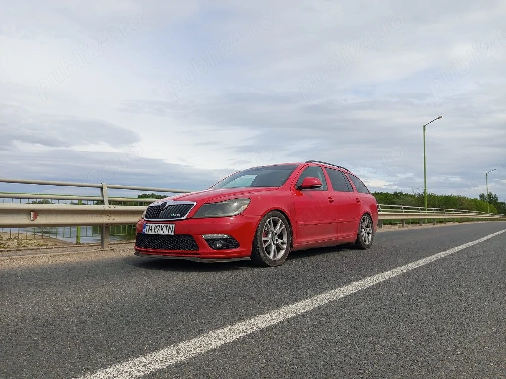 vând skoda