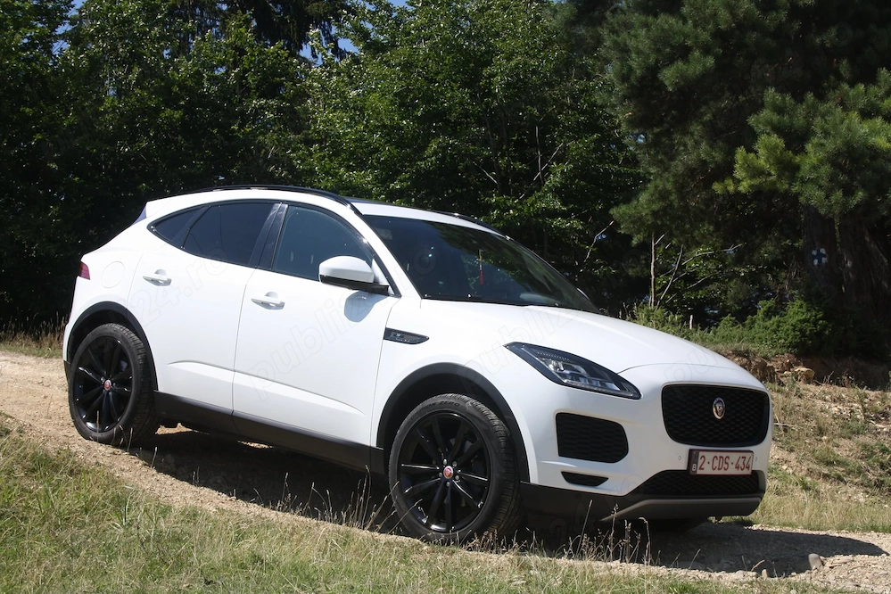 Jaguar S-Pace D150 , impecabil 