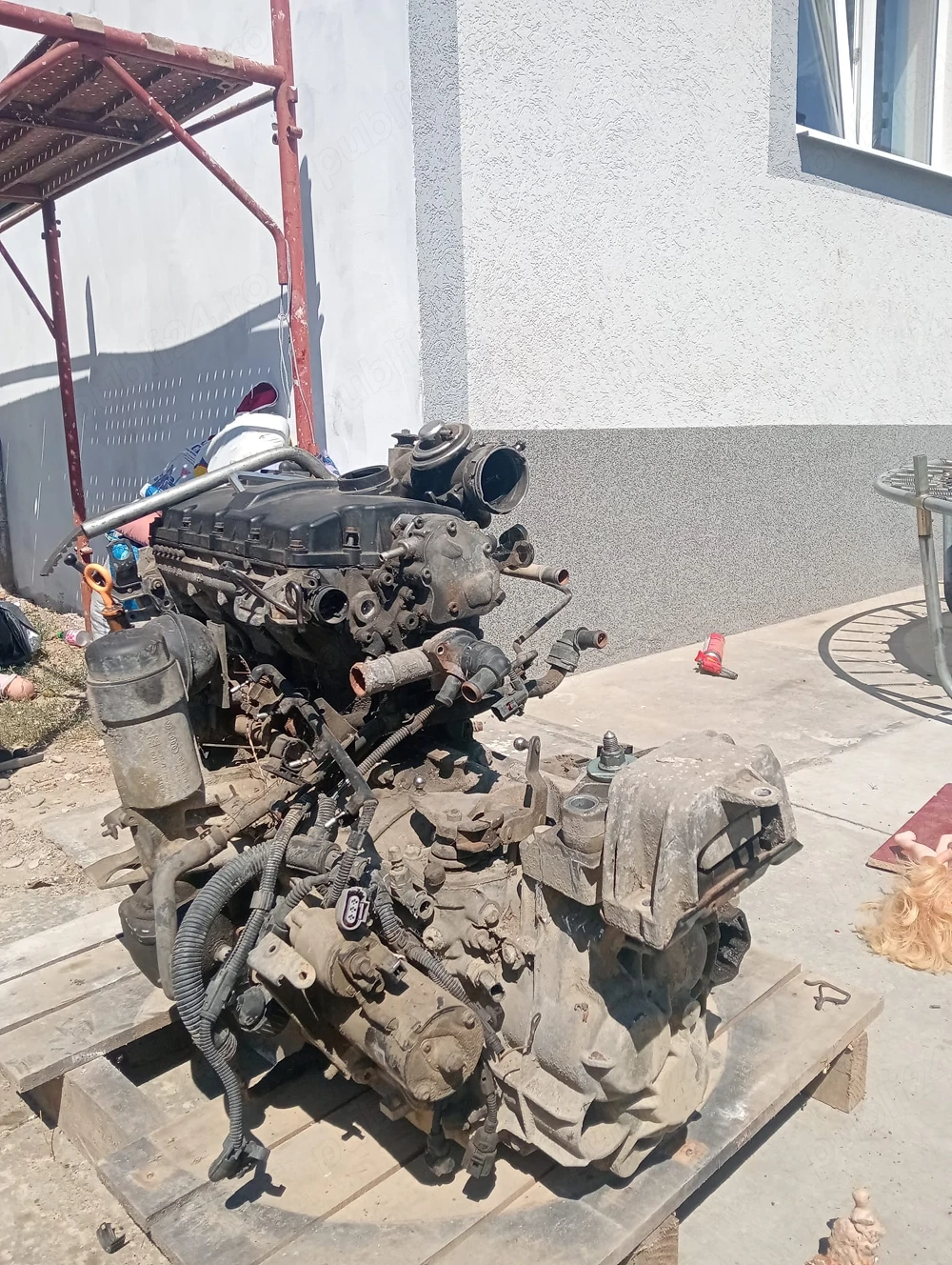 Vand sau dezmembrez motor 1.9 tdi sharan 2003 