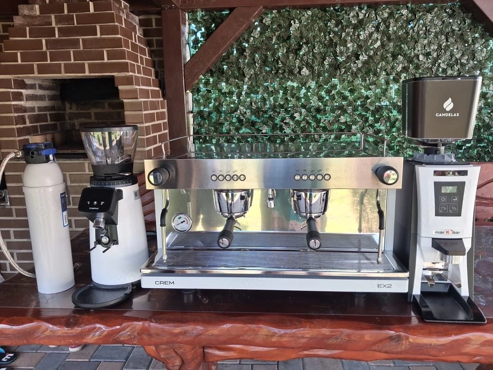     De vânzare   Espressor CREM EX2 + 2 râșnițe profesionale