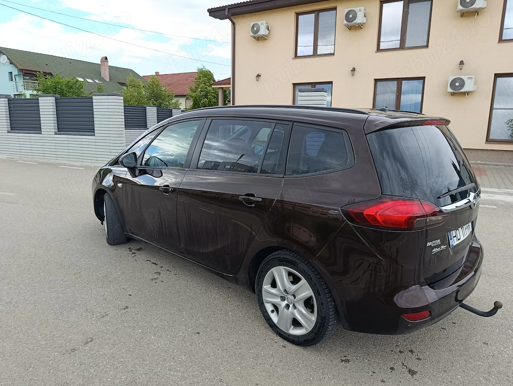 Vând urgent Opel Zafira tourer 