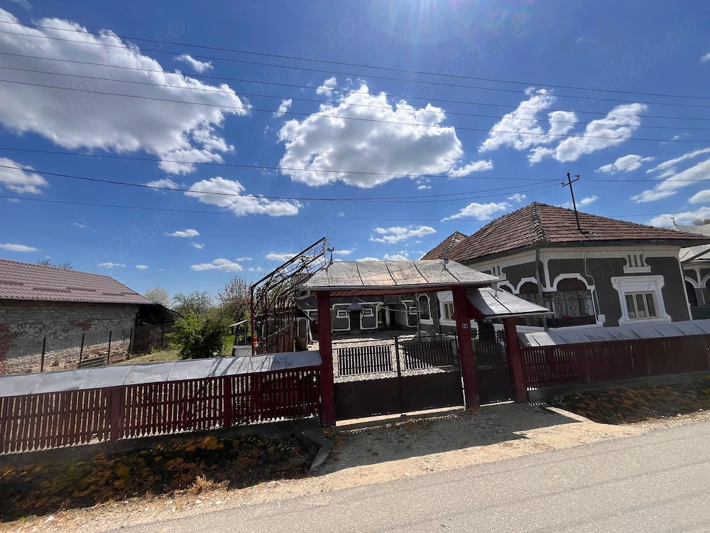 Casa de vanzare, 25 km de Targoviste 