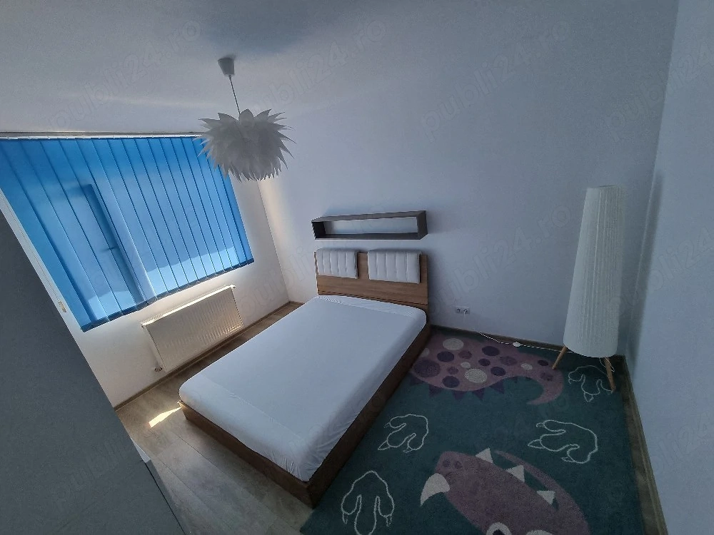 închiriez apartament 2 camere 