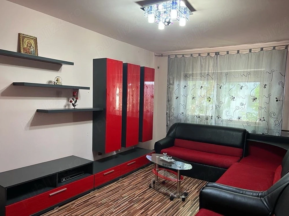 Inchiriez apartament 2 camere zona Piata Mare pe str Rosiorilor, etaj 1, ultra lux, mobilat utilat