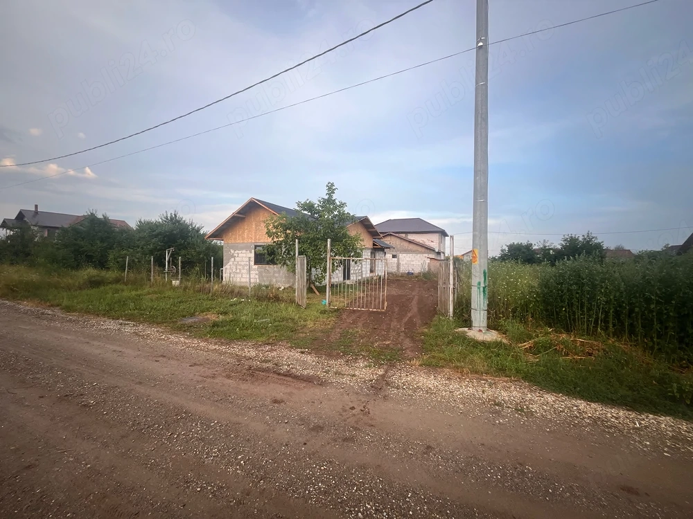 De vanzare Casa accept si variate auto 