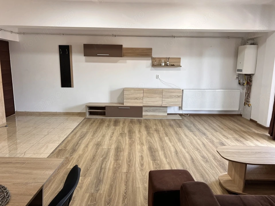 ap 2 camere spatios ,terasa aproape shopping city