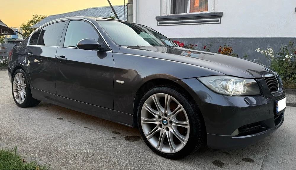 Vând Bmw 325i E90