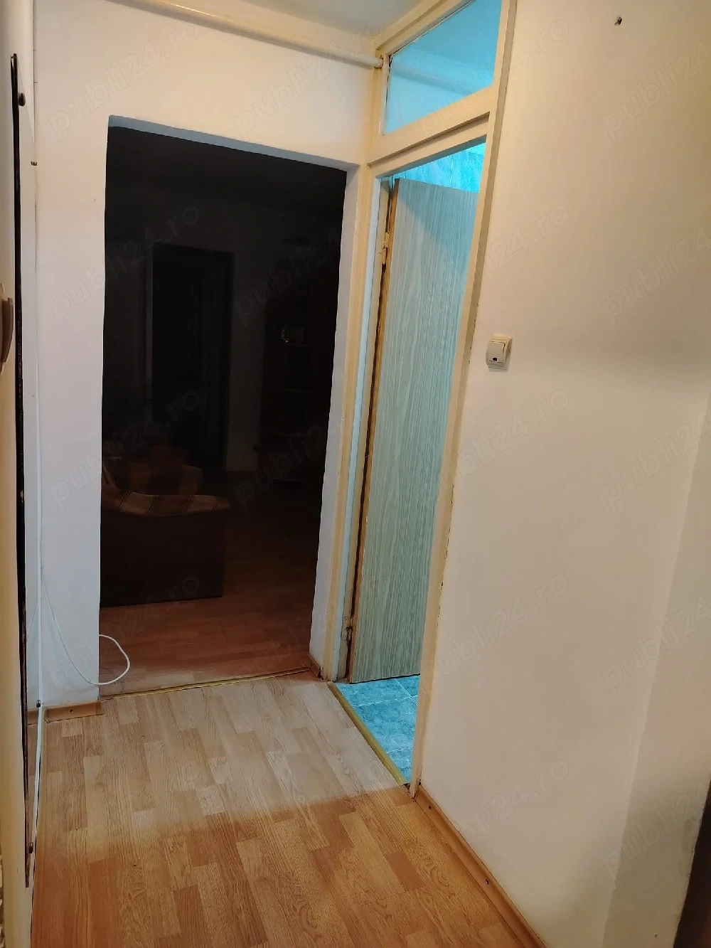 Închiriez apartament cu 3cam