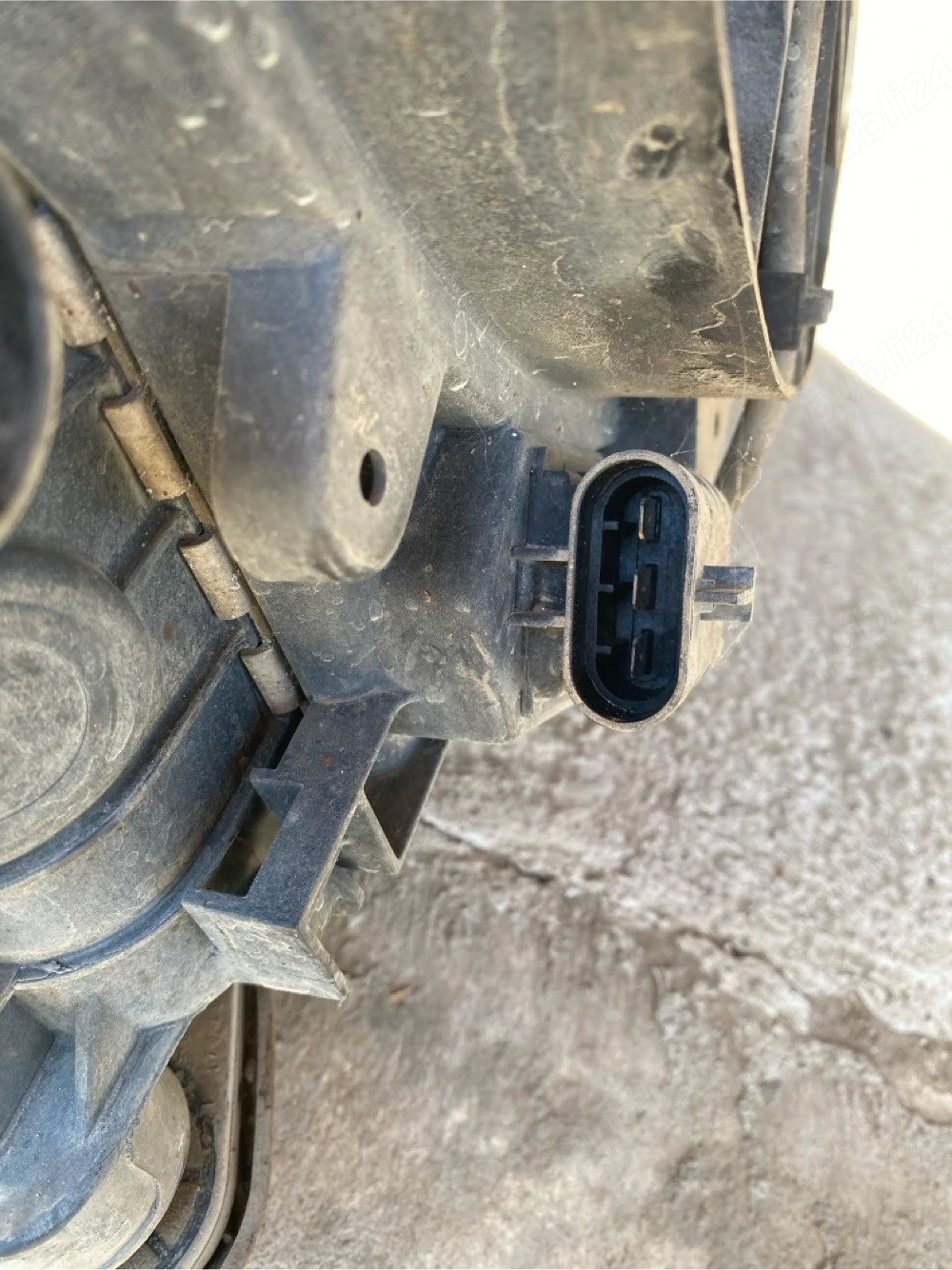 Vând ventilator opel astra h