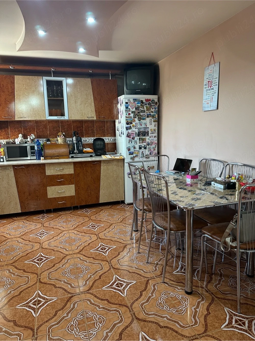 Apartament 3 camere decomandat | 101 mp construiți | Complet mobilat și utilat | Stada Buziașului 36
