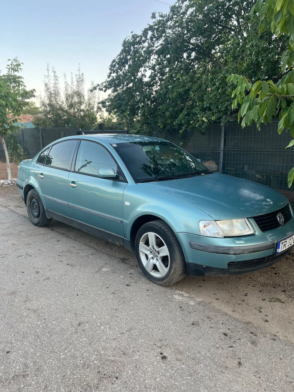 Vând Passat B5 motor 1.9
