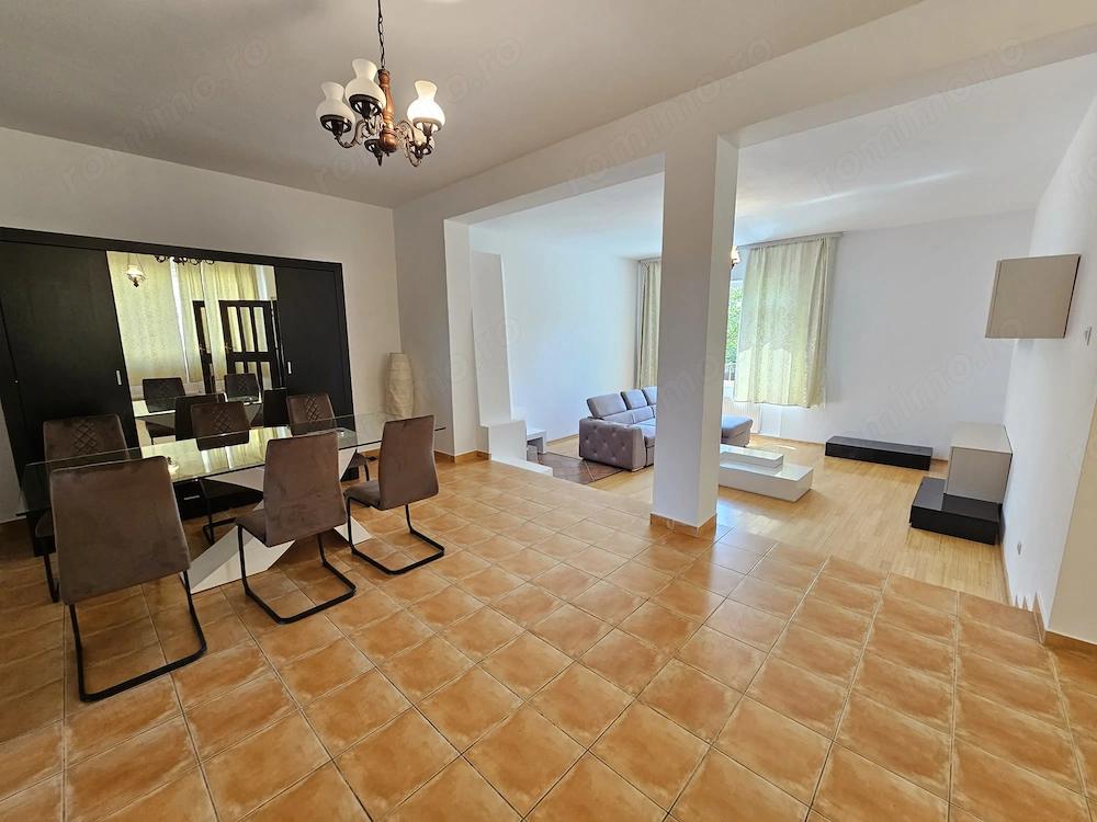 Duplex spatios Ghiroda 4 camere- locatie centrala !!