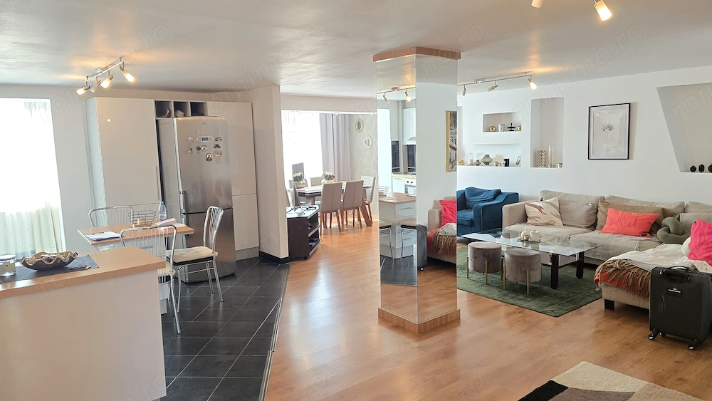 Vand apartament 3 camere decomandat in Deva, Dorobanti, etaj 1, bloc din anul 1991, mobilat 