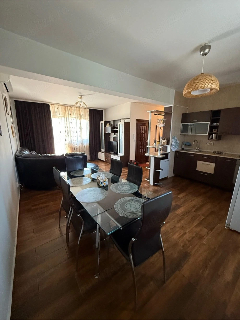 inchiriez apartament de 3 camere in Otopeni