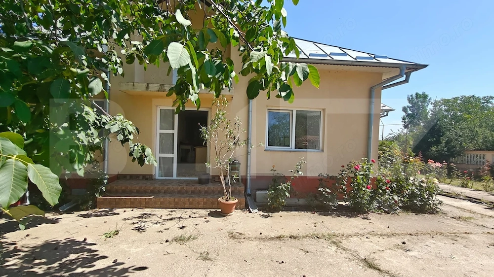 Casă individuală, 116 mp, teren 520 mp, deschidere 20 m, zona Dobra