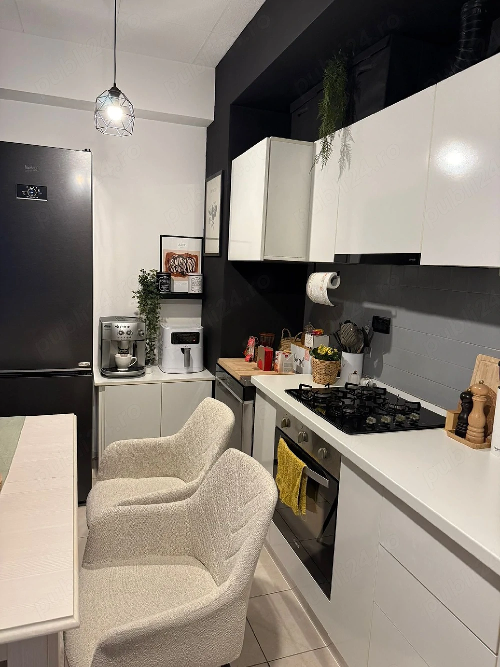 proprietar inchiriez ap 2 camere ring torontal