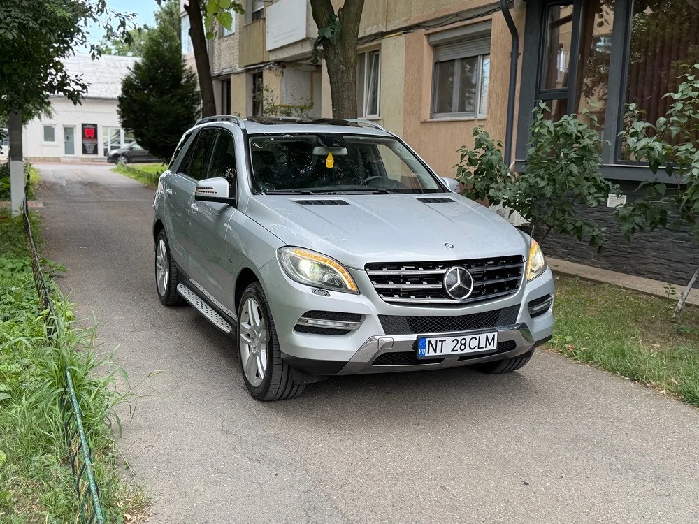     Mercedes ML 350 BlueTEC 4Matic | 2013    Variante     cash + -
