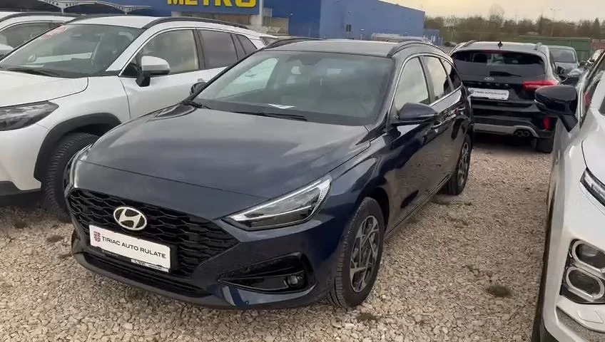 HYUNDAI i30 1.5 DPI in Garantie 