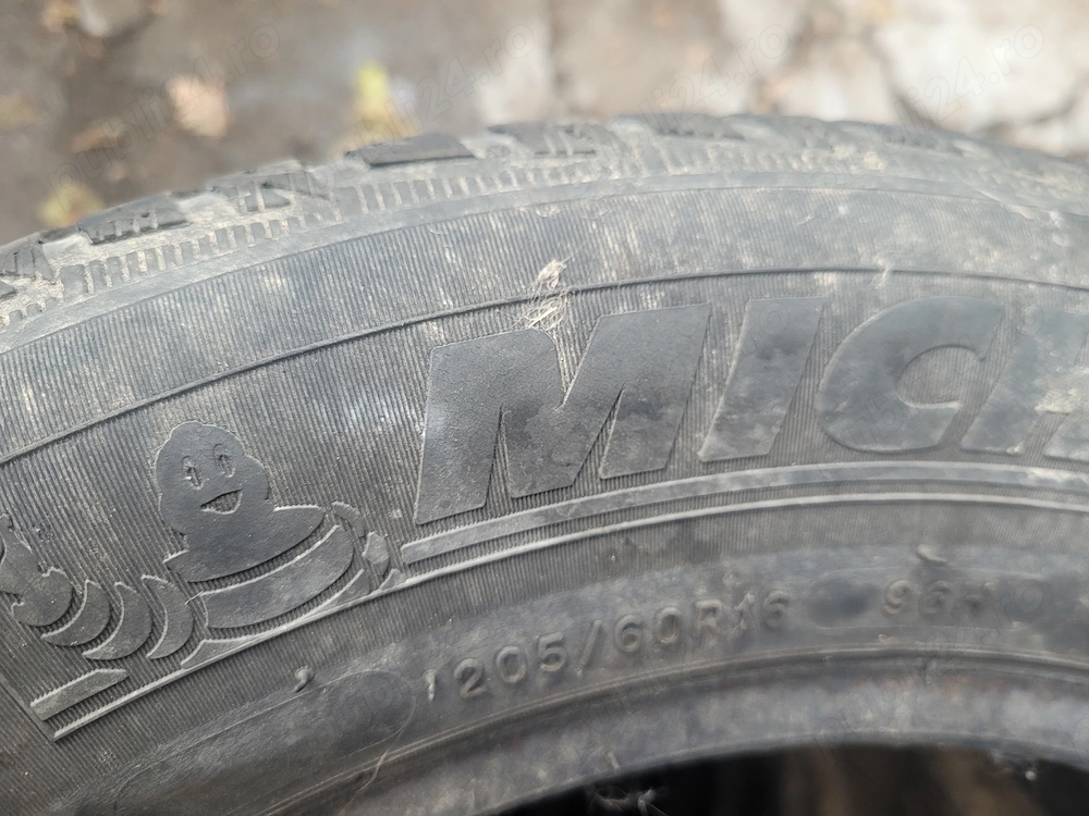 Vand anvelope michelin 205/60 R16