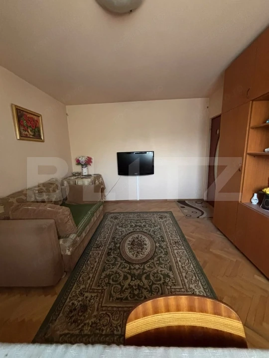 Apartament cu 2 camere, 39 mp, zona Vest