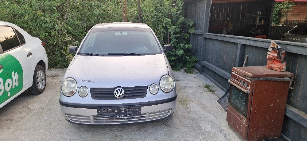 dezmembrez vw polo 