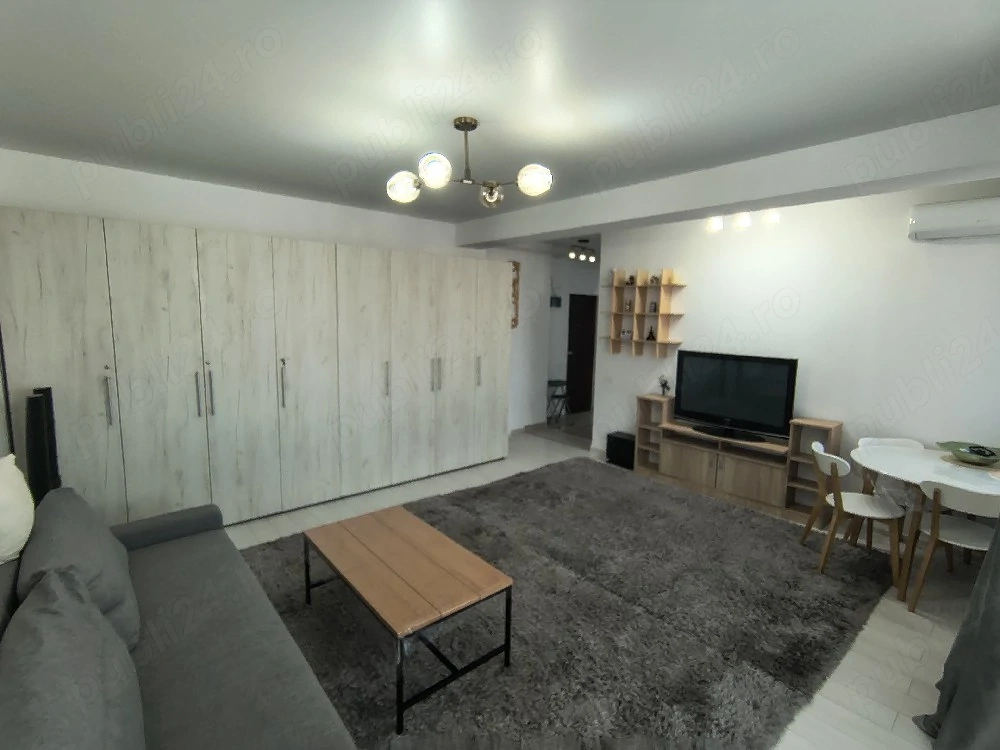 Direct proprietar 3 camere de închiriat 