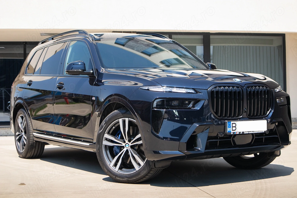 BMW X7 xDrive40i|Model M Sport Pro 2025|7 locuri|7678 km|Negru Carbon metalizat M 