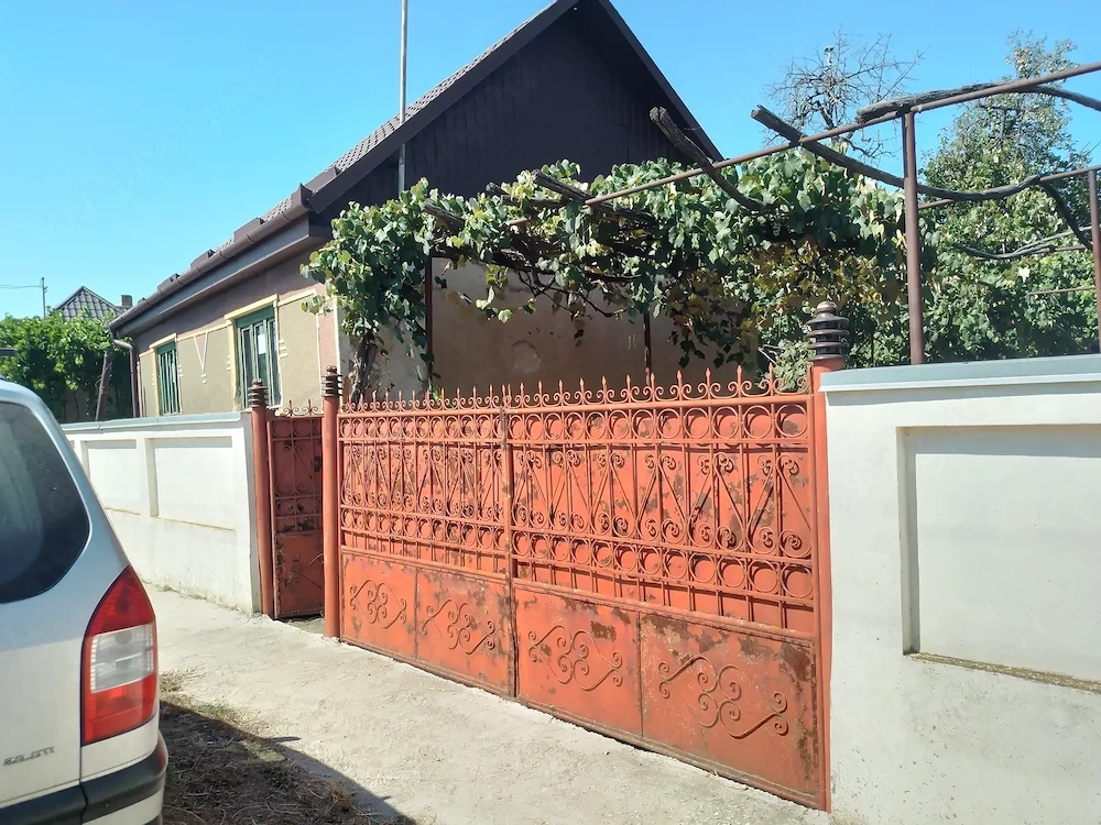Casa de vanzare.