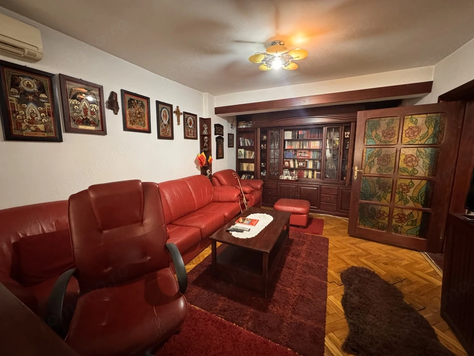 Apartament 3 camere, 74 mp, zonă Ramada