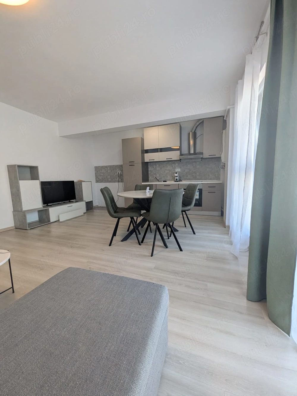 Apartament 2 camere,zona Dumitru Mocanu 