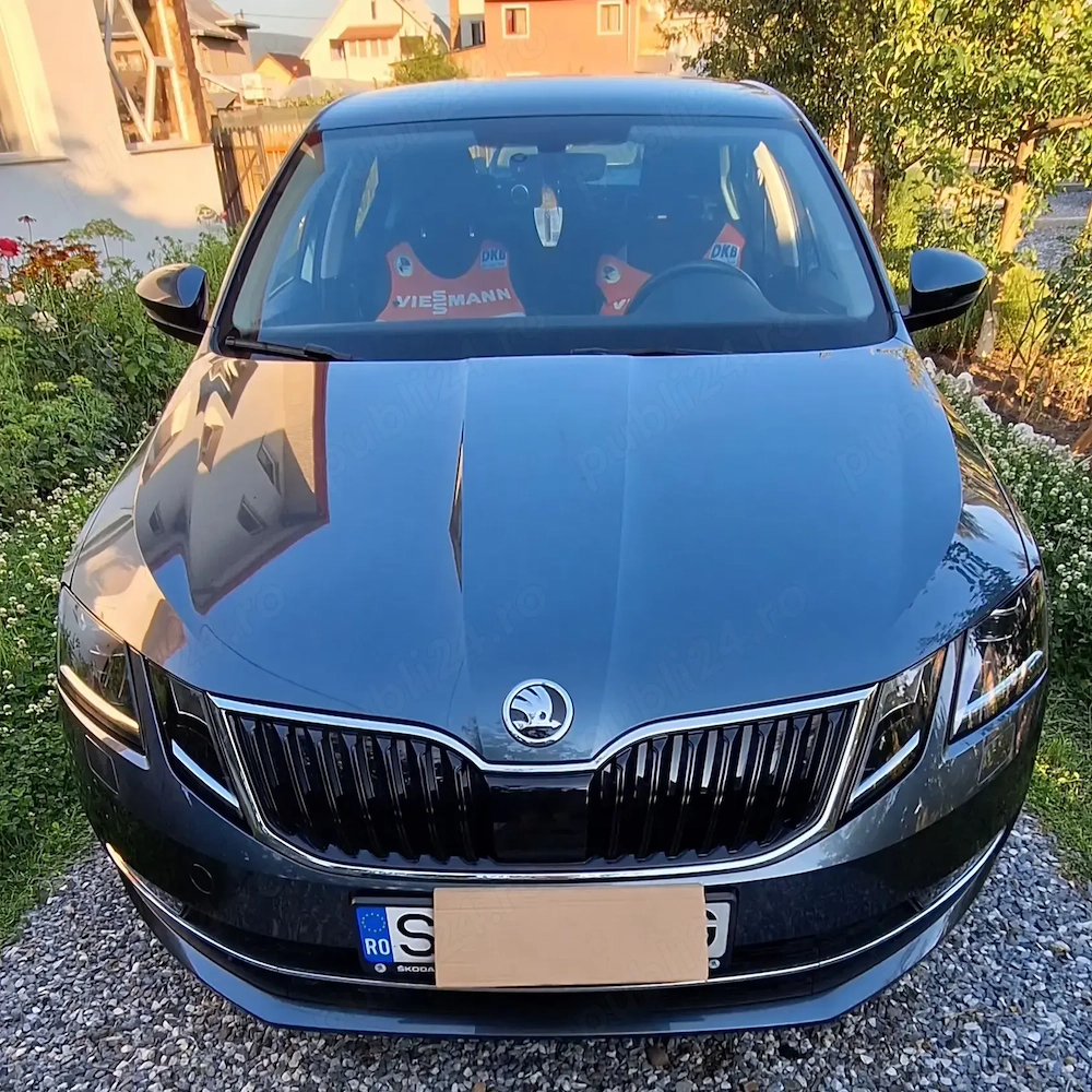Skoda Octavia , benzină , 25556 km ,stare NOUA