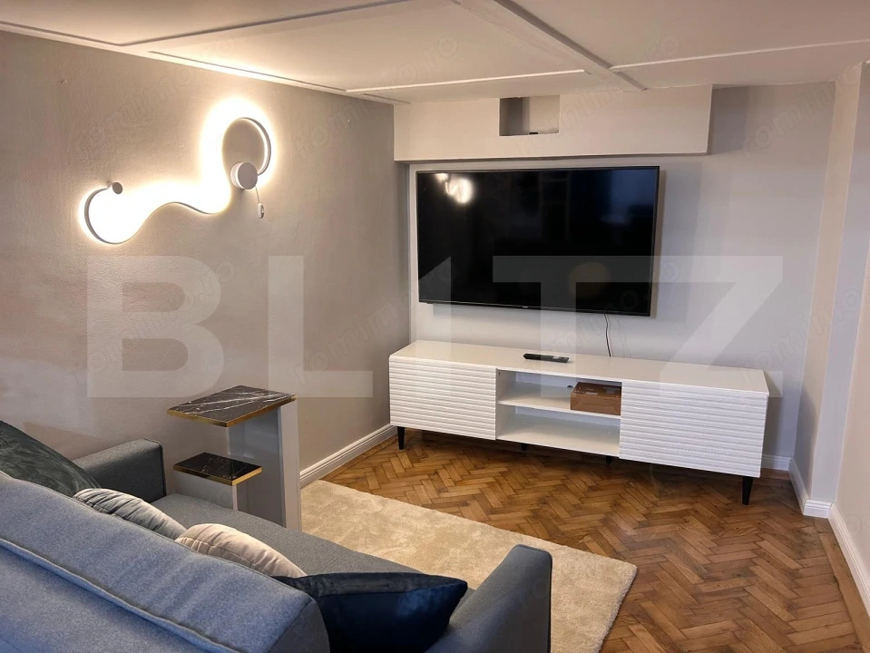 Apartament central, cladire istorica, mobilat utilat,la cheie