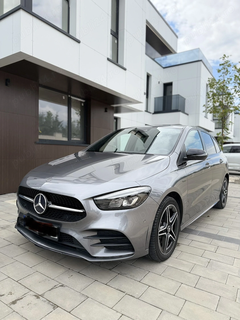 Mercedes- Benz B 250 e AMG Line Plug-in Hybrid  2021   TVA deductibil 218 CP