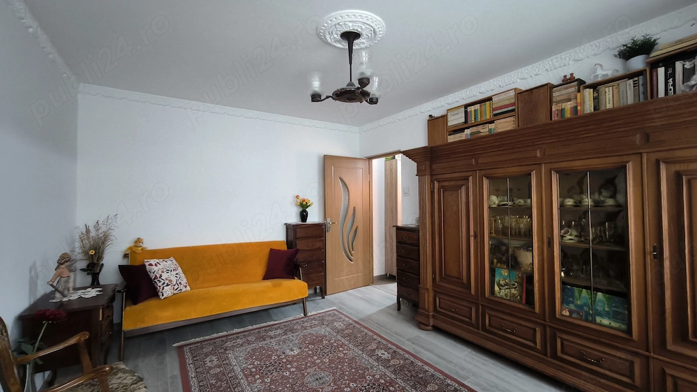 Apartament 2 camere nedecomandat