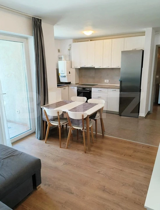 Apartament de vanzare, 46 mp, parcare, zona Tractorul - Kasper
